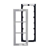 Πλαίσιο 3 θέσεων URMET 1148/63 για Sinthesi S2 με διαστάσεις 299 x 125 mm