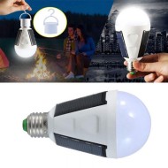 Ηλιακή λάμπα LED E27 ισχύος 7W 6500k λευκό ψυχρό φως 450lm στεγανή IP65 με ηλιακά πάνελ και μπαταρία