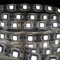 LED ταινία 5m 14,4W 24VDC θερμό φως 3000k IP65 στεγανή εύκαμπτη αυτοκόλλητη