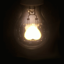 Διακοσμητική λάμπα led αχλάδι E27 2W 230V AC 2700k θερμό λευκό φως 200lm με σχέδιο καρδιά