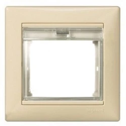 Πλαίσιο στεγανοποίησης με καπάκι κρεμ Legrand Valena Classic IP44