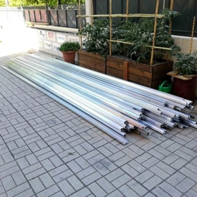 Προφίλ αλουμινίου 40X40 για στήριξη φωτοβολταϊκών πάνελ σε σκεπή ή τρίγωνα