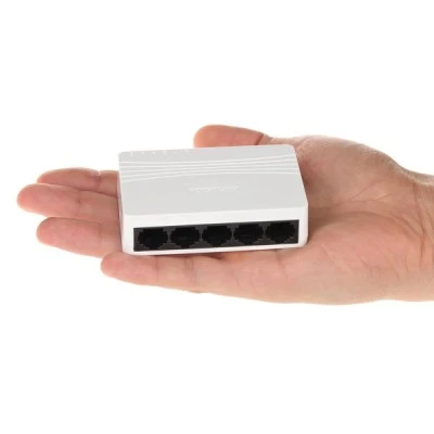 Ethernet Switch plug & play Hikvision DS-3E0105D-E 5 x 10/100 1 Gbps backplane, πλαστικό περίβλημα, επιτραπέζια ή επίτοιχη τοποθέτηση