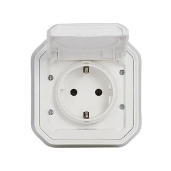 Πρίζα σούκο 16Α LEGRAND σειρά Plexo ασφαλείας IP44 πλήρης χωνευτή με νύχια σε λευκό χρώμα