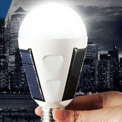 Ηλιακή λάμπα LED E27 ισχύος 7W 6500k λευκό ψυχρό φως 450lm στεγανή IP65 με ηλιακά πάνελ και μπαταρία