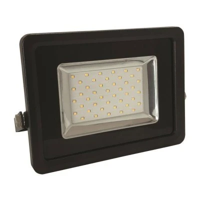 Προβολέας led smd 30W 12-24V DC ενδιάμεσο λευκό φως 4000k 2550lm εξωτερικού χώρου στεγανός IP65