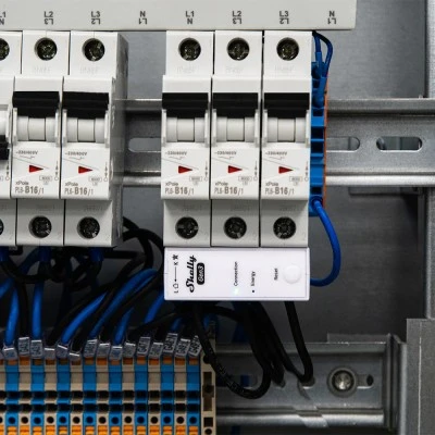 Μετρητής ενέργειας Shelly 3EM-63T Gen3 για την παρακολούθηση 3ων μονοφασικών ή ενός τριφασικού συστήματος σε ράγα