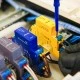 Ελεγκτής φωτισμού ράγας Shelly Pro RGBW PM 5 καναλιών για απομακρυσμένη ρύθμιση RGB+CCT, RGB+2x Light και Light x5