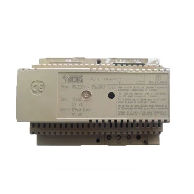 Ενισχυτής URMET 956/110 διαστάσεων 126 x 75 x 96 mm 230VAC Ενισχυτής URMET 956/110 διαστάσεων 126 x 75 x 96 mm 230VAC