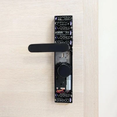 Φορτιστής μπαταριών LOQED Power Kit για τις επαναφορτιζόμενες μπαταρίες της έξυπνης κλειδαριάς Shelly LOQED Touch Smart Lock Φορτιστής μπαταριών LOQED Power Kit για τις επαναφορτιζόμενες μπαταρίες της έξυπνης κλειδαριάς Shelly LOQED Touch Smart Lock