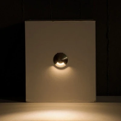GloboStar® UNDERGROUND-RENA 90660 Χωνευτό Φωτιστικό Σποτ Δαπέδου One Sided LED 1W 110lm 30° DC 24V Αδιάβροχο IP68 Φ5 x Υ9cm Θερμό Λευκό 3000K - Ανοξείδωτο Ατσάλι - 3 Χρόνια Εγγύηση