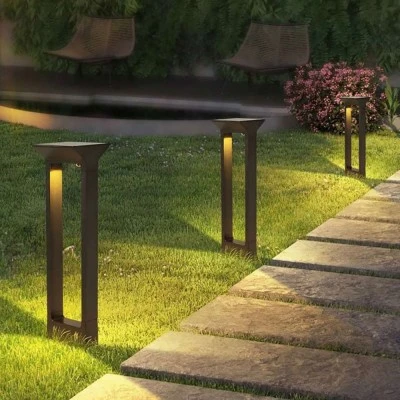 Φωτιστικό κολωνάκι LED κήπου 5W IP67 θερμό φως 3000K 60cm μαύρο με αισθητήρα νυκτός 