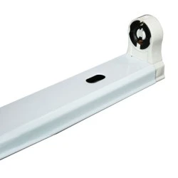 Σκαφάκι Slim για 1 λάμπα LEDT8 G13 120cm 230V τύπου φθορίου με τροφοδοσία στα 2 άκρα Σκαφάκι Slim για 1 λάμπα LEDT8 G13 120cm 230V τύπου φθορίου με τροφοδοσία στα 2 άκρα