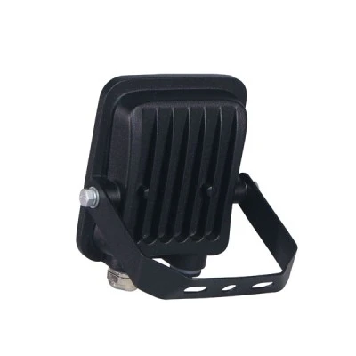 Προβολέας led smd 10W μαύρο χρώμα σε ψυχρό φως 6500K plus στεγανός IP66