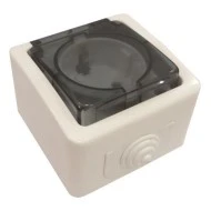 Πρίζα εξωτερική σούκο με καπάκι ισχύος 3840W 220-240V 16A στεγανή ΙΡ54 σε λευκό χρώμα Πρίζα εξωτερική σούκο με καπάκι ισχύος 3840W 220-240V 16A στεγανή ΙΡ54 σε λευκό χρώμα