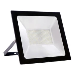 Προβολέας led μαύρος 200W 230V smd 4000K ενδιάμεσο λευκό φως 17000lm στεγανός IP66