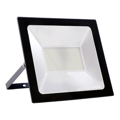 Προβολέας led μαύρος 200W 230V smd 4000K ενδιάμεσο λευκό φως 17000lm στεγανός IP66