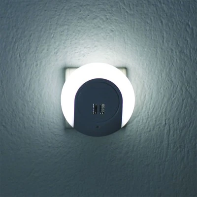 Led λαμπάκι νυκτός 1W ενδιάμεσο φως 4000k 230V με 2 USB θύρες διακόπτη On/Off & Auto Mode IP20