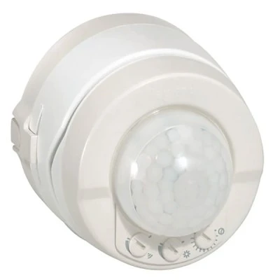 Ανιχνευτής κίνησης 360° 2000W LEGRAND σειρά Plexo IP55 σε λευκό χρώμα
