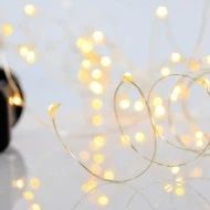 100 mini led λαμπάκια σε σειρά θερμό λευκό φως με 8 προγράμματα & μνήμη, μετασχηματιστή & ασημί χάλκινο καλώδιο IP44