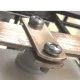 Στήριγμα ταινιών max 30x4mm Cu με πλαστικό PA κοντό L17 αποστάτη για χρήση σε τοιχοποιία ,μπετό & εξωτ/κούς χώρους