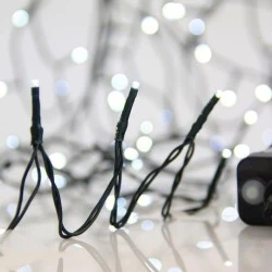 Σειρά 1500 led λαμπάκια με λευκό φως 31v μετασχηματιστή, 8 προγράμματα & μνήμη σε πράσινο pvc καλώδιο ip44