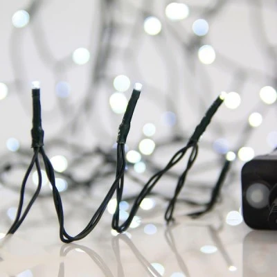 Σειρά 1500 led λαμπάκια με λευκό φως 31v μετασχηματιστή, 8 προγράμματα & μνήμη σε πράσινο pvc καλώδιο ip44