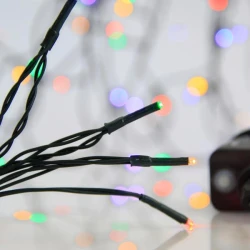 180 led λαμπάκια σε σειρά χρωματιστό φως με 8 προγράμματα & μνήμη, μετασχηματιστή 31v & πράσινο pvc καλωδιο IP44