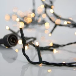 Σειρά 700 led σε θερμό φως με δυνατότητα 4 επεκτάσεων έως 2 σετ τροφοδοσία με 31v μετασχηματιστή και πράσινο καλώδιο IP44