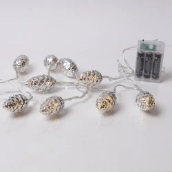 20 led ασημί κουκουνάρια σε θερμό λευκό led ανά 15cm, μπαταρία 3xΑΑ, με χρονοδιακόπτη & διάφανο pvc καλώδιο IP20 20 led ασημί κουκουνάρια σε θερμό λευκό led ανά 15cm, μπαταρία 3xΑΑ, με χρονοδιακόπτη & διάφανο pvc καλώδιο IP20