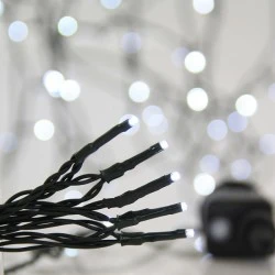 700 led λαμπάκια σε σειρά λευκό φως με 8 προγράμματα & μνήμη, μετασχηματιστή 31v, πράσινο pvc καλώδιο IP44