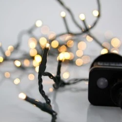 50 led λαμπάκια σε σειρά με θερμό φως 8 προγράμματα & μνήμη, πράσινο καλώδιο και 4,5v μετασχηματιστή IP44