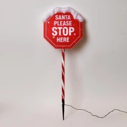 Πλαστικ΄ή πινακίδα άγιος Βασίλης STOP 81cm με ηλιακό πάνελ, αισθητήρα φωτός & 31 led σε θερμό λευκό φως