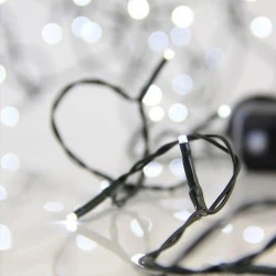 1300 led λαμπάκια σε σειρά με ψυχρό χρώμα φωτός 8 προγράμματα μετασχηματιστή & προέκταση παροχής 300cm πράσινο καλώδιο IP44