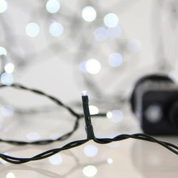 240 led λαμπάκια σε σειρά λευκό φως με 8 προγράμματα & μνήμη, μετασχηματιστή 31v & πράσινο pvc καλώδιο IP44