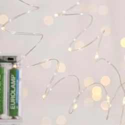 50 mini LED λαμπάκια μπαταρίας 3xAA με θερμό λευκό φως, ασημί χάλκινο καλώδιο και IP20