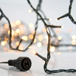 200 led λαμπάκια σε σειρά θερμό λευκό φως με 4 επεκτάσεις έως 3 σετ, 31v μετασχηματιστή & πράσινο pvc καλώδιο IP44