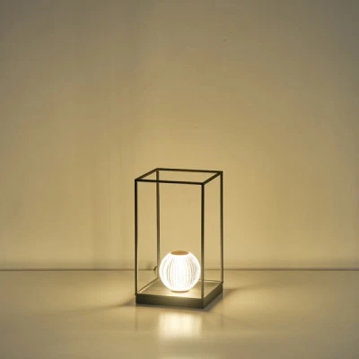 Φωτιστικό επιτραπέζιο LED 4W θερμό χρώμα φωτός 3000Κ 90lm 180x320mm μαύρο - λευκό ARTE ILLUMINA BOX