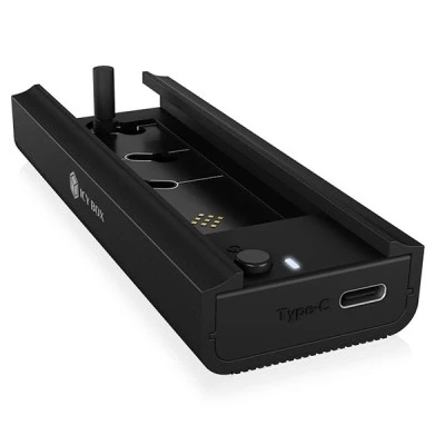 Docking Station για δίσκους M.2 NVMe και SATA SSD με καλώδιο USB 3.2 Gen 2x1 USB Type-C και αντάπτορα για USB Type-A. Docking Station για δίσκους M.2 NVMe και SATA SSD με καλώδιο USB 3.2 Gen 2x1 USB Type-C και αντάπτορα για USB Type-A.