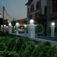 Φωτιστικό μπάλα ακρυλική διάφανη Ø30cm με γρίφα & ντουί Ε27 για εξωτερικούς χώρους - κήπους