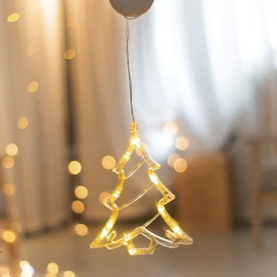 Διακοσμητικό κρεμαστό CHRISTMAS TREE με 10 LED λαμπάκια με θερμό χρώμα φωτός με μπαταρίες & διαστάσεις 90x160mm Διακοσμητικό κρεμαστό CHRISTMAS TREE με 10 LED λαμπάκια με θερμό χρώμα φωτός με μπαταρίες & διαστάσεις 90x160mm