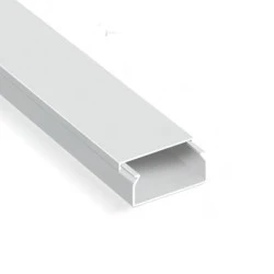 Κανάλι διανομής καλωδίων από PVC με διάσταση 40X25mm σε λευκό χρώμα