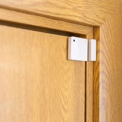 Αισθητήρας πόρτας/παραθύρου με Bluetooth έλεγχος μέσω της εφαρμογής Shelly Smart Control