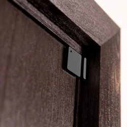 Αισθητήρας πόρτας/παραθύρου με Bluetooth για τον έλεγχο τους μέσω εφαρμογής Shelly Smart Control