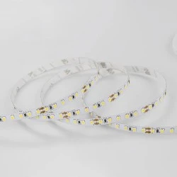 Ταινία LED 5m 9,6W 24V με ενδιάμεσο χρώμα φωτός 4000k 672lm 120led/m IP20 κατ΄άλληλη για εσωτερικό χώρο