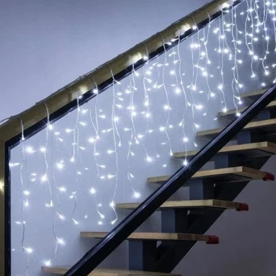 86 LED λαμπάκια βροχή 230V με ψυχρό χρώμα φωτός & λευκό καλώδιο μήκος 1x1m IP65 κατάλληλη για εξωτερικό χώρο 86 LED λαμπάκια βροχή 230V με ψυχρό χρώμα φωτός & λευκό καλώδιο μήκος 1x1m IP65 κατάλληλη για εξωτερικό χώρο