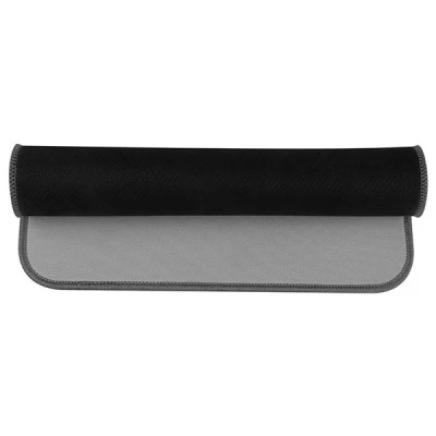 Δερμάτινο mousepad σε γκρι χρώμα 350x270x3mm με ραφή στο περίγραμμα που το προστατεύει από τη φθορά