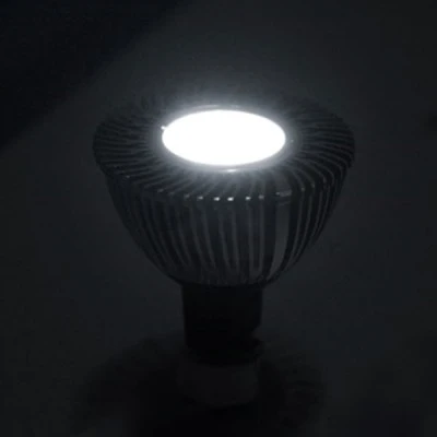 Λάμπα led ισχύος MR16 5W 12VAC/DC 6200k ψυχρό λευκό φως ντιμαριζόμενη δέσμης 25° 380 lumen Λάμπα led ισχύος MR16 5W 12VAC/DC 6200k ψυχρό λευκό φως ντιμαριζόμενη δέσμης 25° 380 lumen