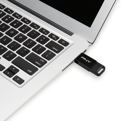 Usb 3.2 stick PNY Type-C 128GB συρόμενου σχεδιασμού σε μαύρο χρώμα Usb 3.2 stick PNY Type-C 128GB συρόμενου σχεδιασμού σε μαύρο χρώμα