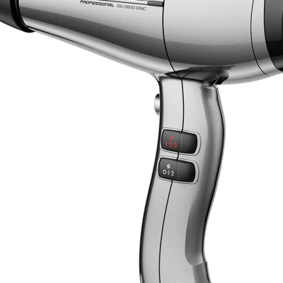 Επαγγελματικό σεσουάρ μαλλιών VALERA SWISS SILENT JET 8600 D με AC μοτέρ 2400W και καλώδιο με σύστημα Rotocord στη λαβή για περιστροφή 360° σε ασημί χρώμα
